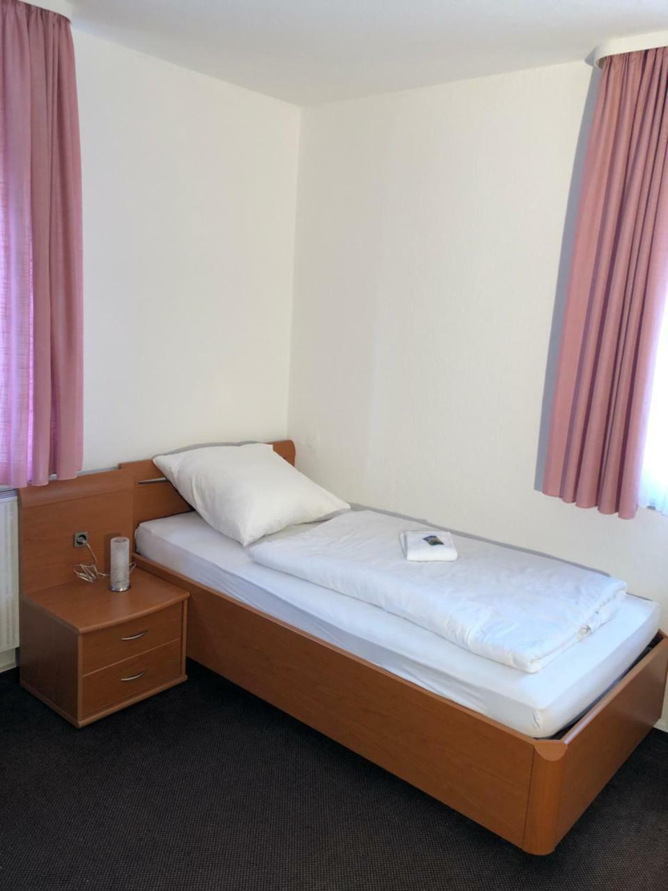 Hotel Mivano 莱尔特 外观 照片